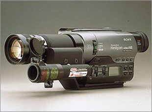 摄像机是夜视仪行业中一个快速增长的板块。
